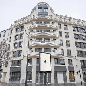 Yuna Porte-maillot - Aparthotel
