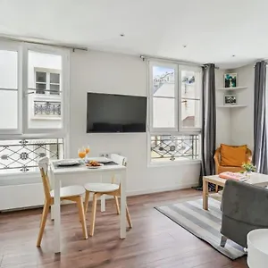 Appartamento Republique & Le Marais - 1br - Cityapartmentstay, Parigi