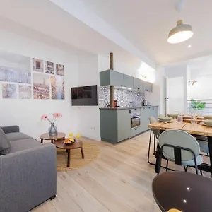 Exceptionnel Duplex A Proximite De Montmartre! Apartment