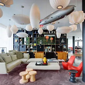 Citizenm Paris Charles De Gaulle Airport מלון