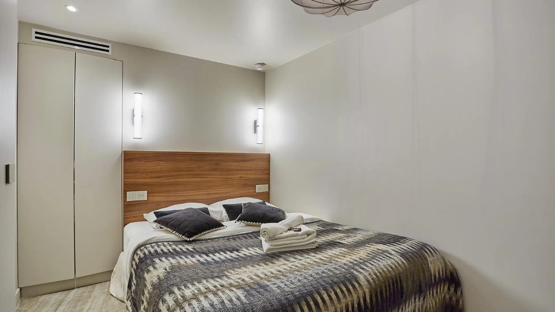 Apart Hotel Centre De Paris By Studio Prestige França