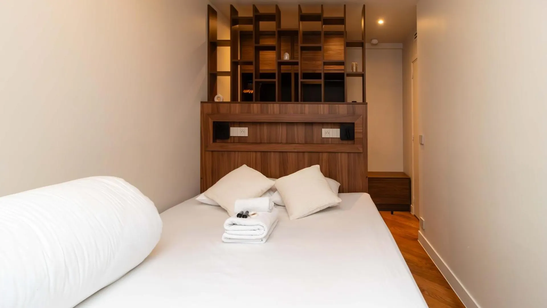 Apart Hotel Centre De Paris By Studio Prestige